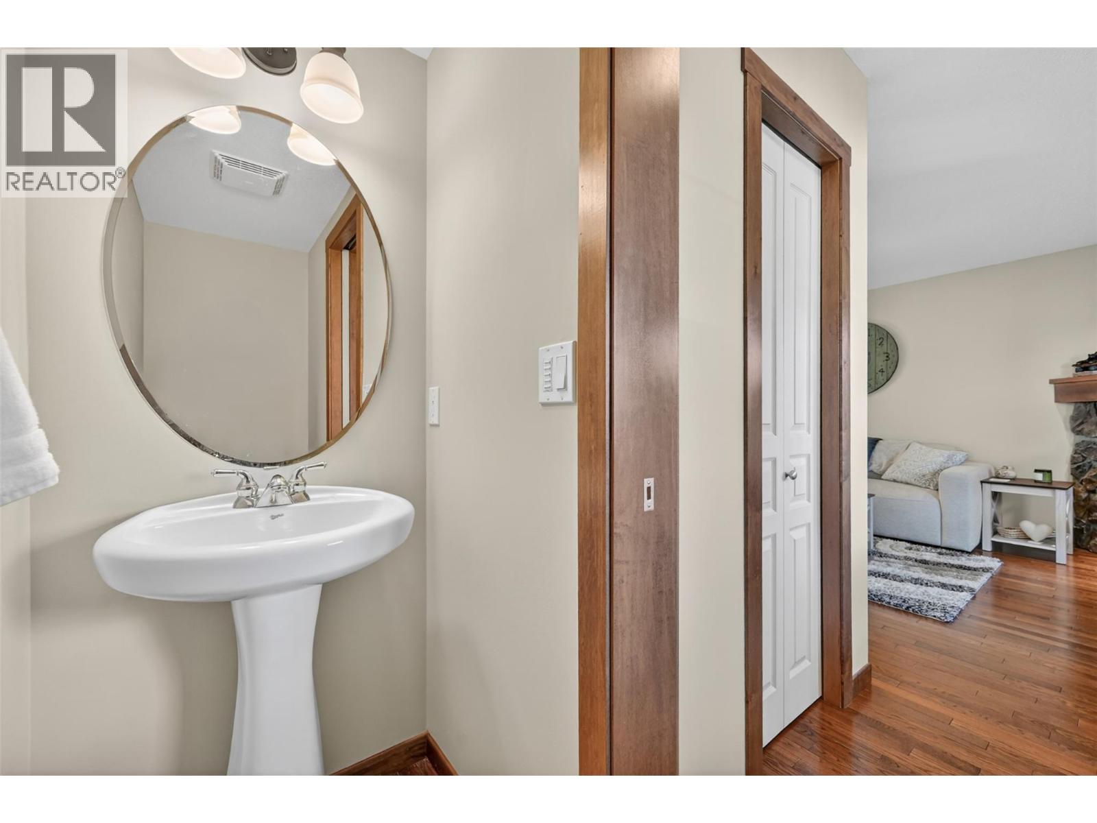 #23 1000 9TH Street - 16