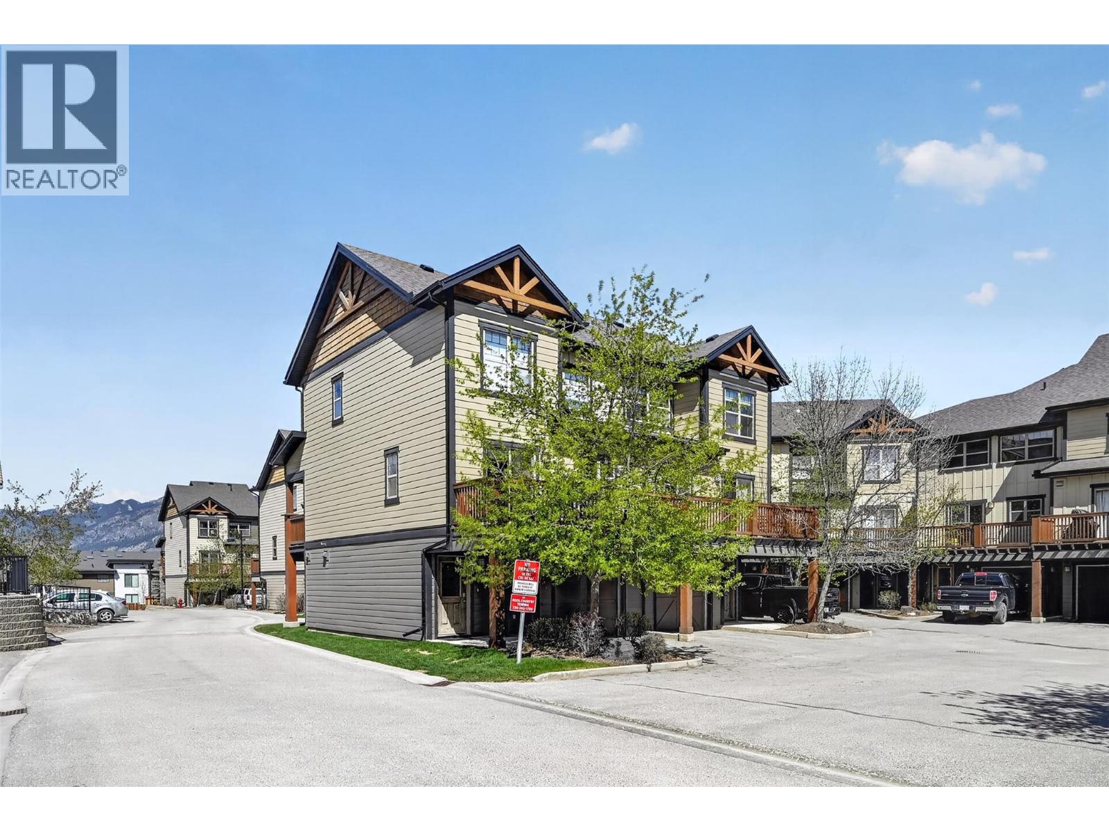 #23 1000 9TH Street - 37