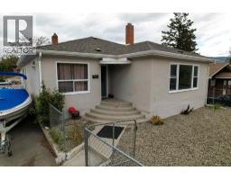  724 SCHOOL Avenue, Oliver