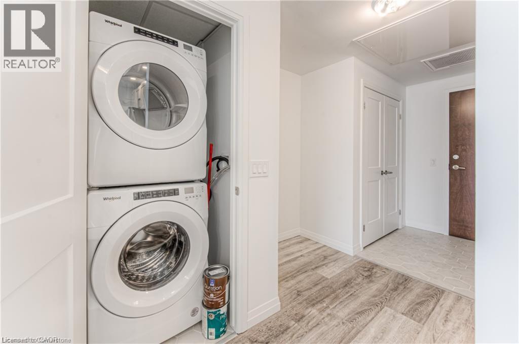 108 GARMENT Street Unit# 810, Kitchener, Ontario, N2G0E2 — Photo 4