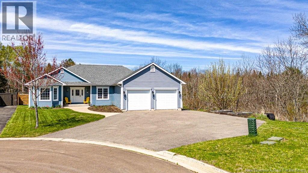 90 MacLean Court - 37