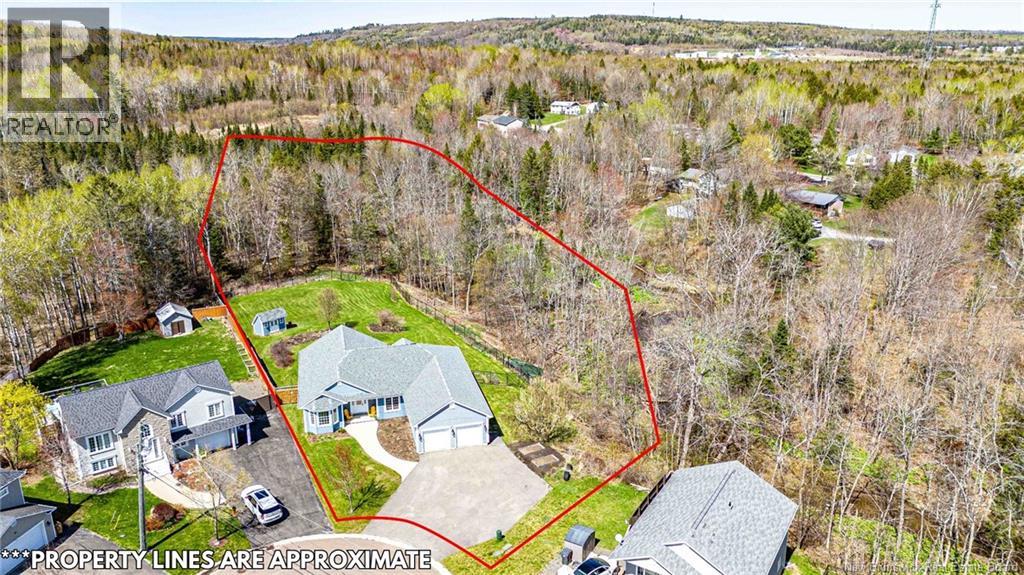 90 MacLean Court - 46