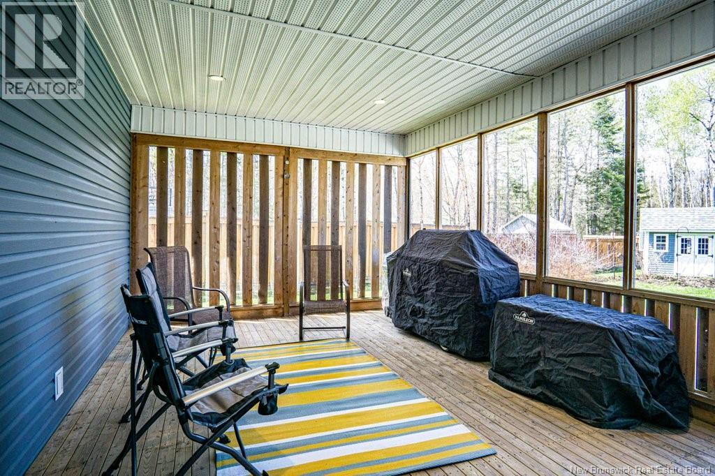 90 MacLean Court - 9