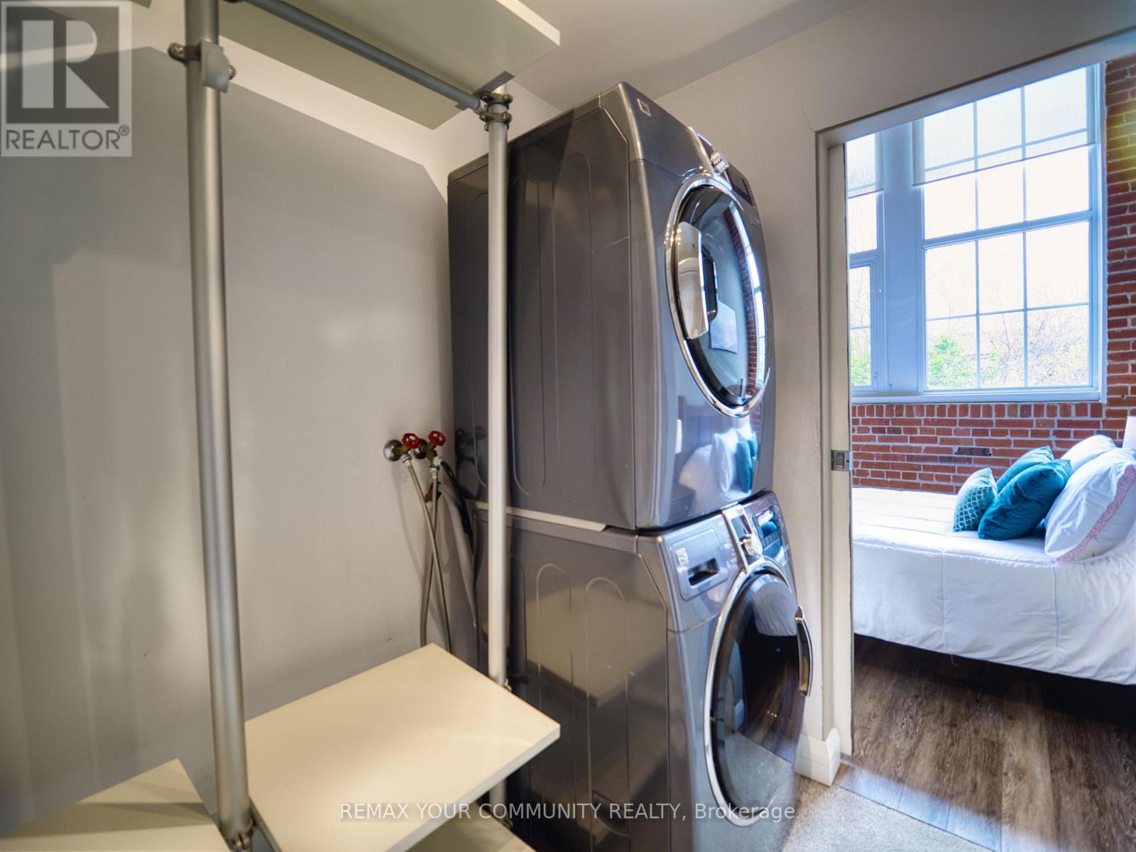 #302 543 TIMOTHY STREET - 14
