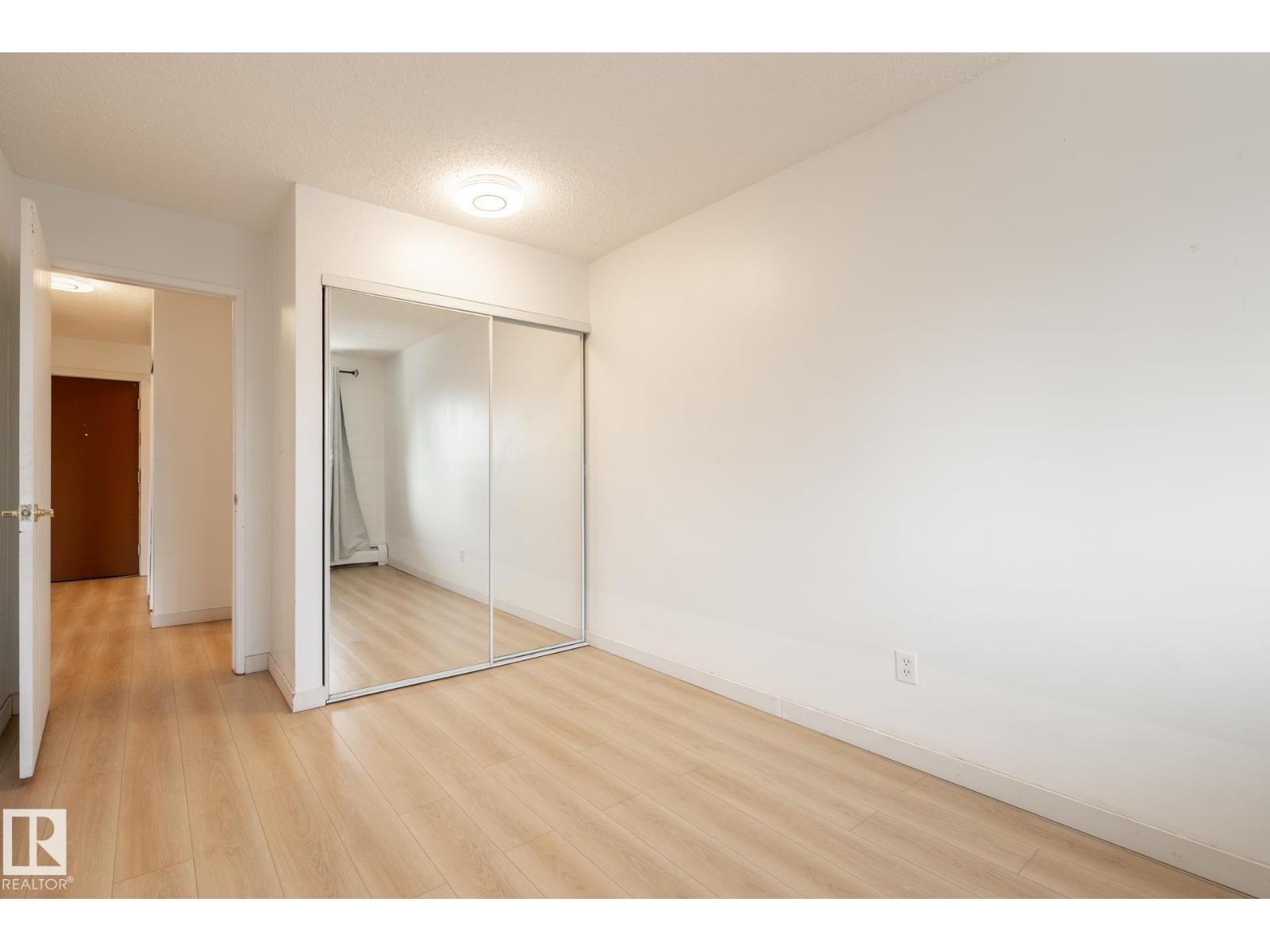 #303 10620 104 ST NW - 16