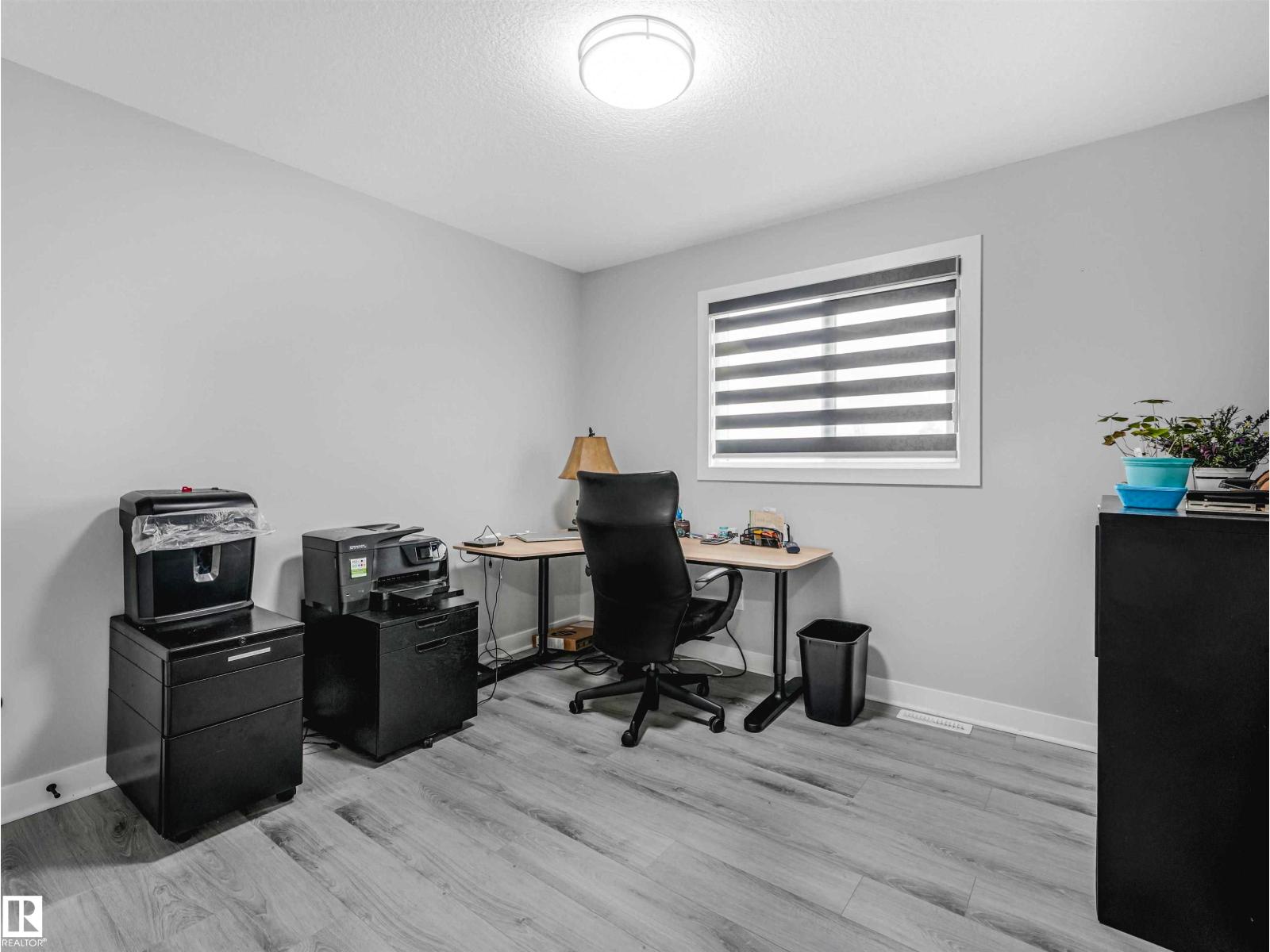 525 KLEINS CO — photo 30