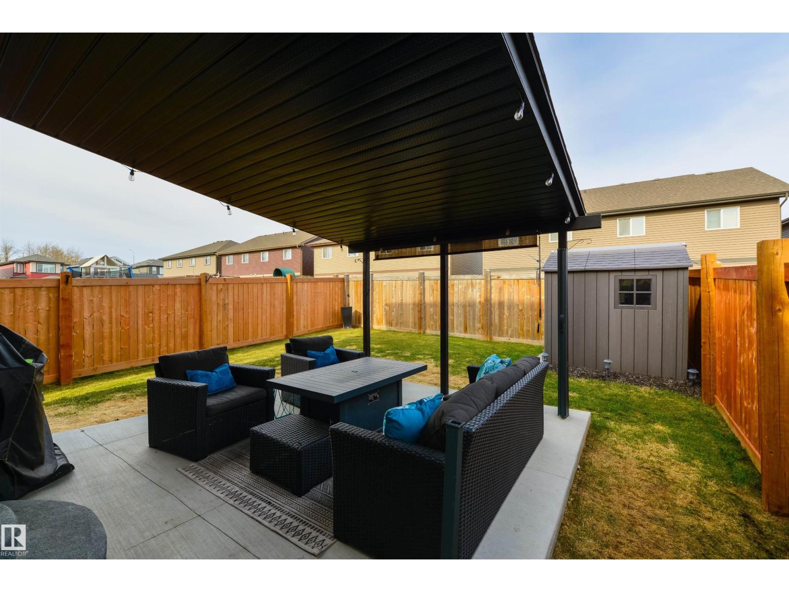 27 PROSPECT PL - 33