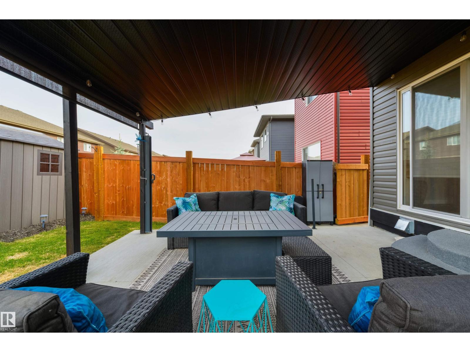 27 PROSPECT PL - 34