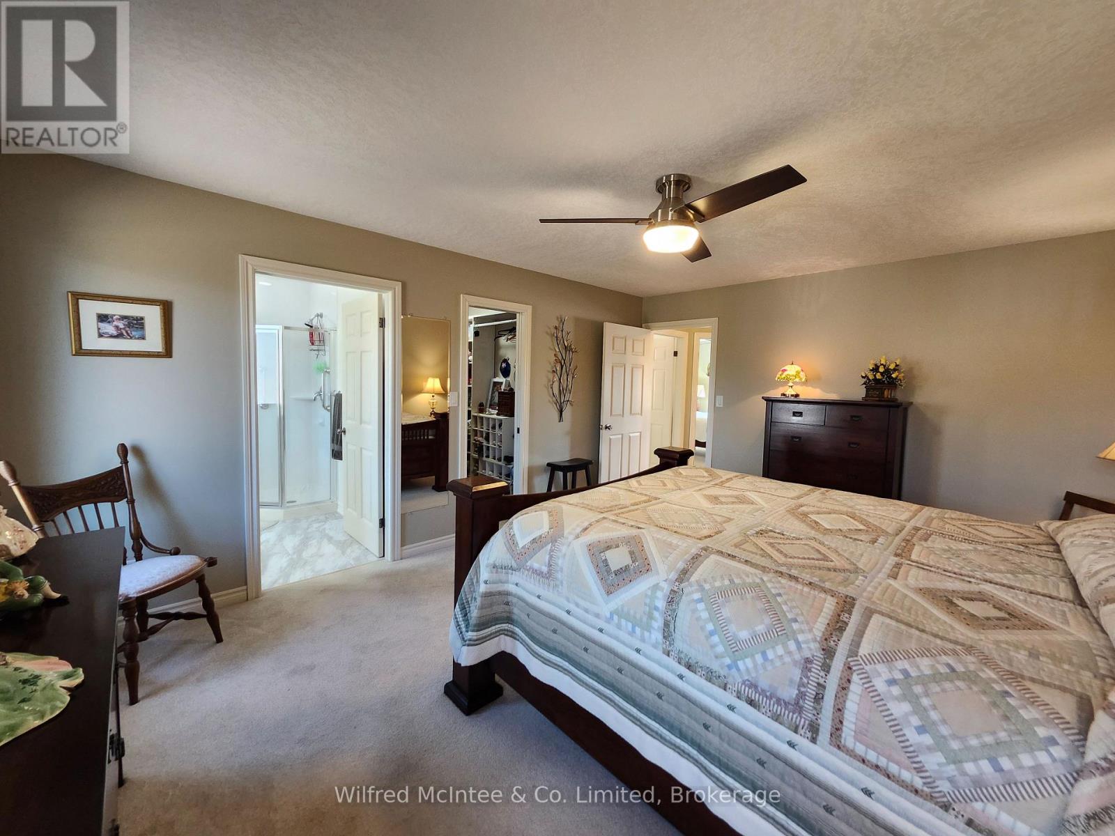 230 4TH STREET CRESCENT - 14