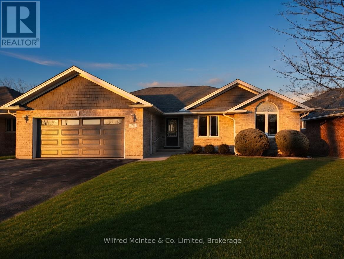 230 4TH STREET CRESCENT - 26