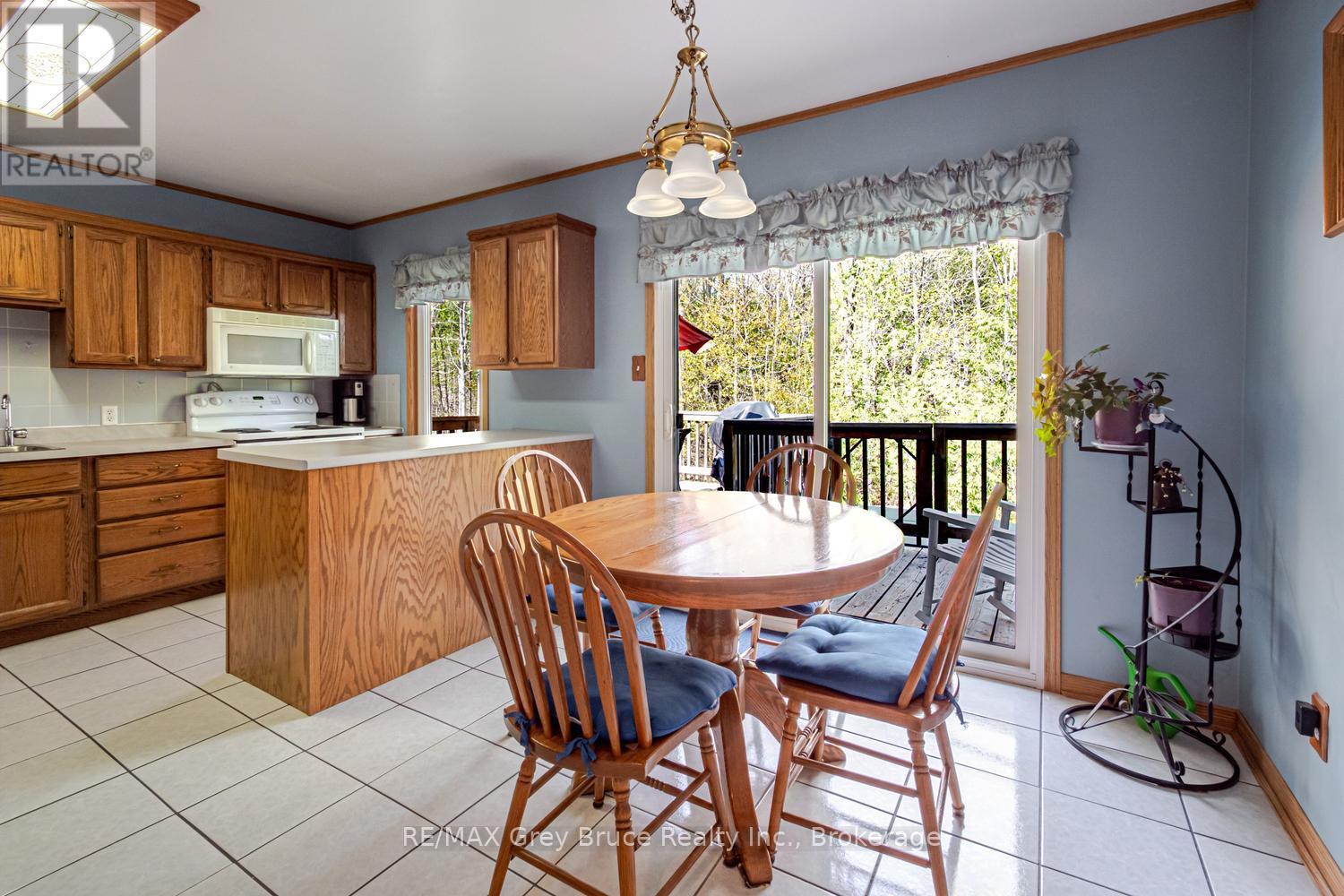 113 GOLDEN POND DRIVE - 20