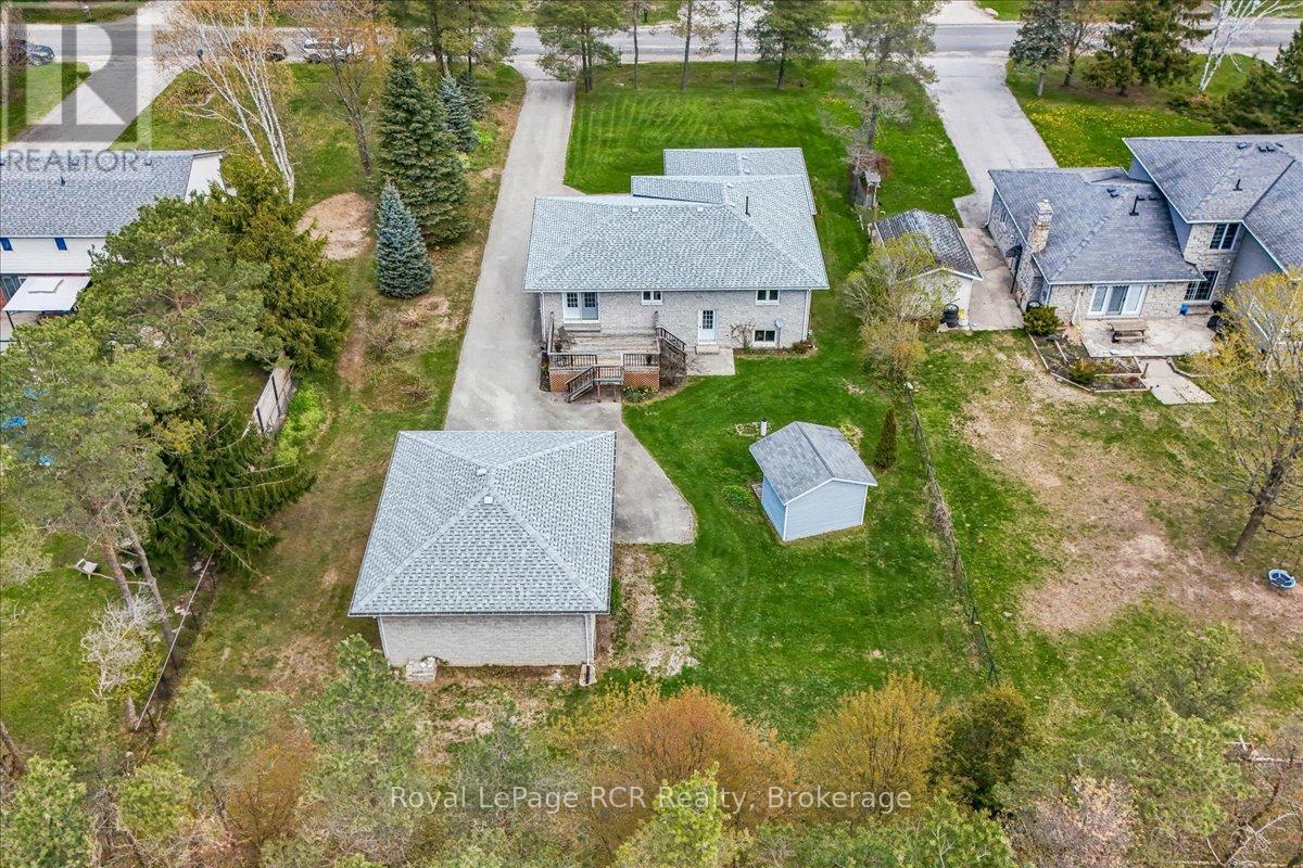 30 PINE TREE DRIVE - 33