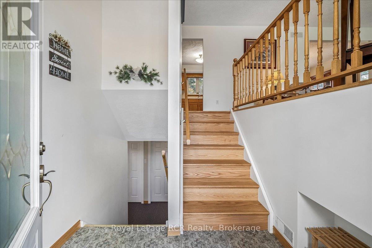 30 PINE TREE DRIVE - 4