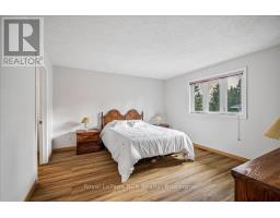 30 Pine Tree Drive, South Bruce Peninsula, ON N0H1P0 Photo 16