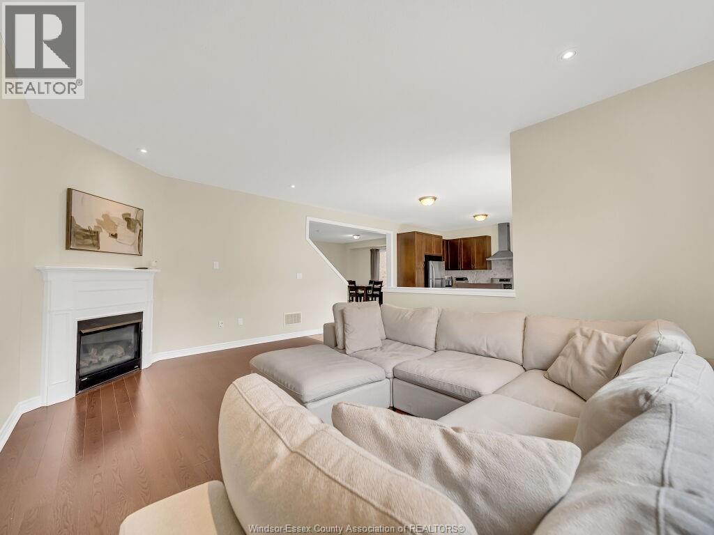 51 MERRYBROOK TRAIL, Brampton, Ontario, L7A4V8 — Photo 9