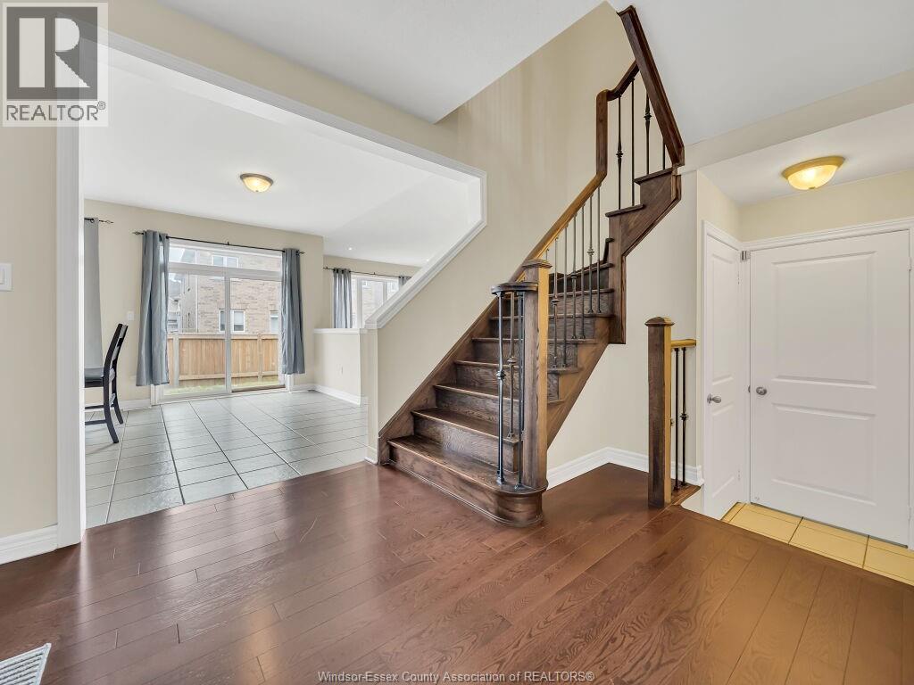 51 MERRYBROOK TRAIL, Brampton, Ontario, L7A4V8 — Photo 3