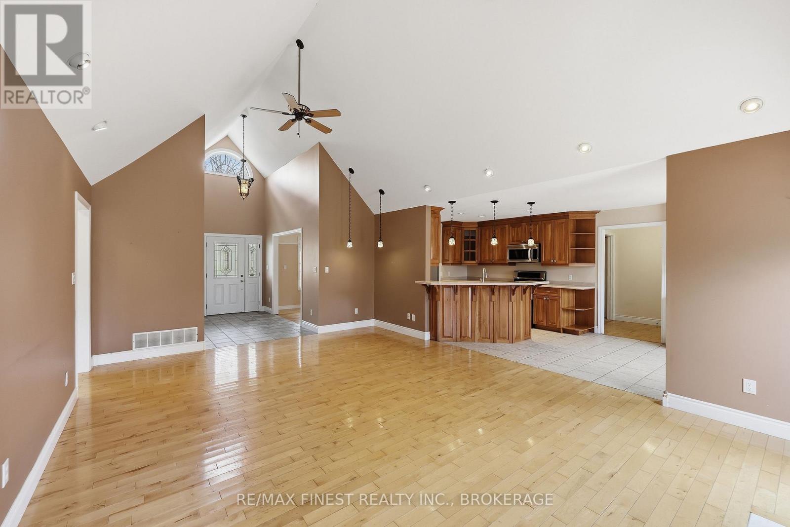 2926 LAKE ROAD - 12
