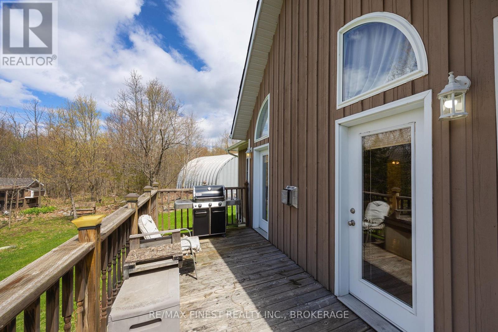 2926 LAKE ROAD - 25