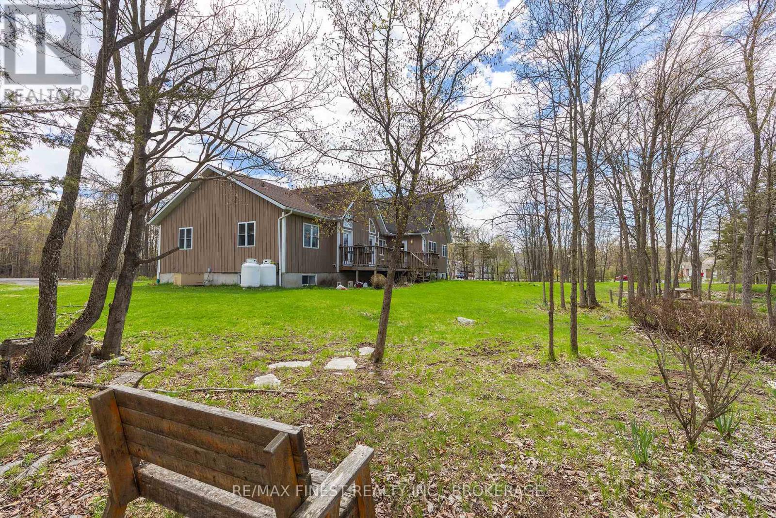 2926 LAKE ROAD - 28