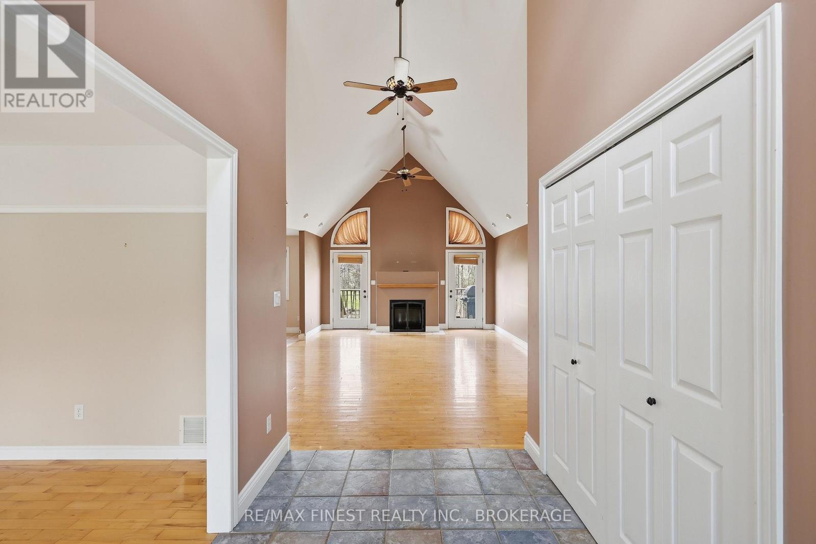 2926 LAKE ROAD - 7
