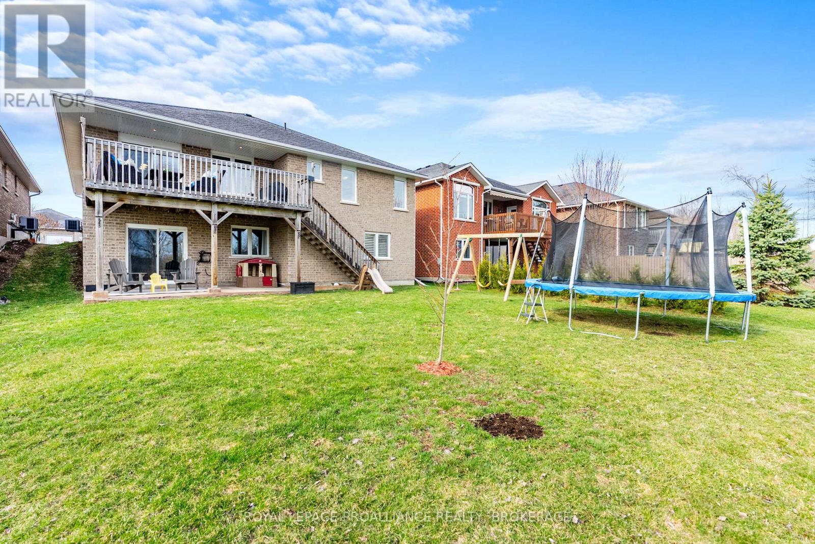 89 HARTWOOD CRESCENT - 42