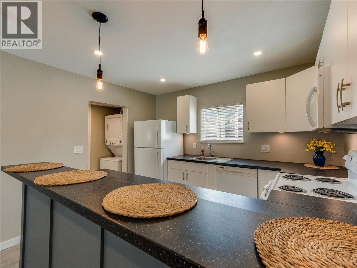 1534 Fifth Avenue - 4