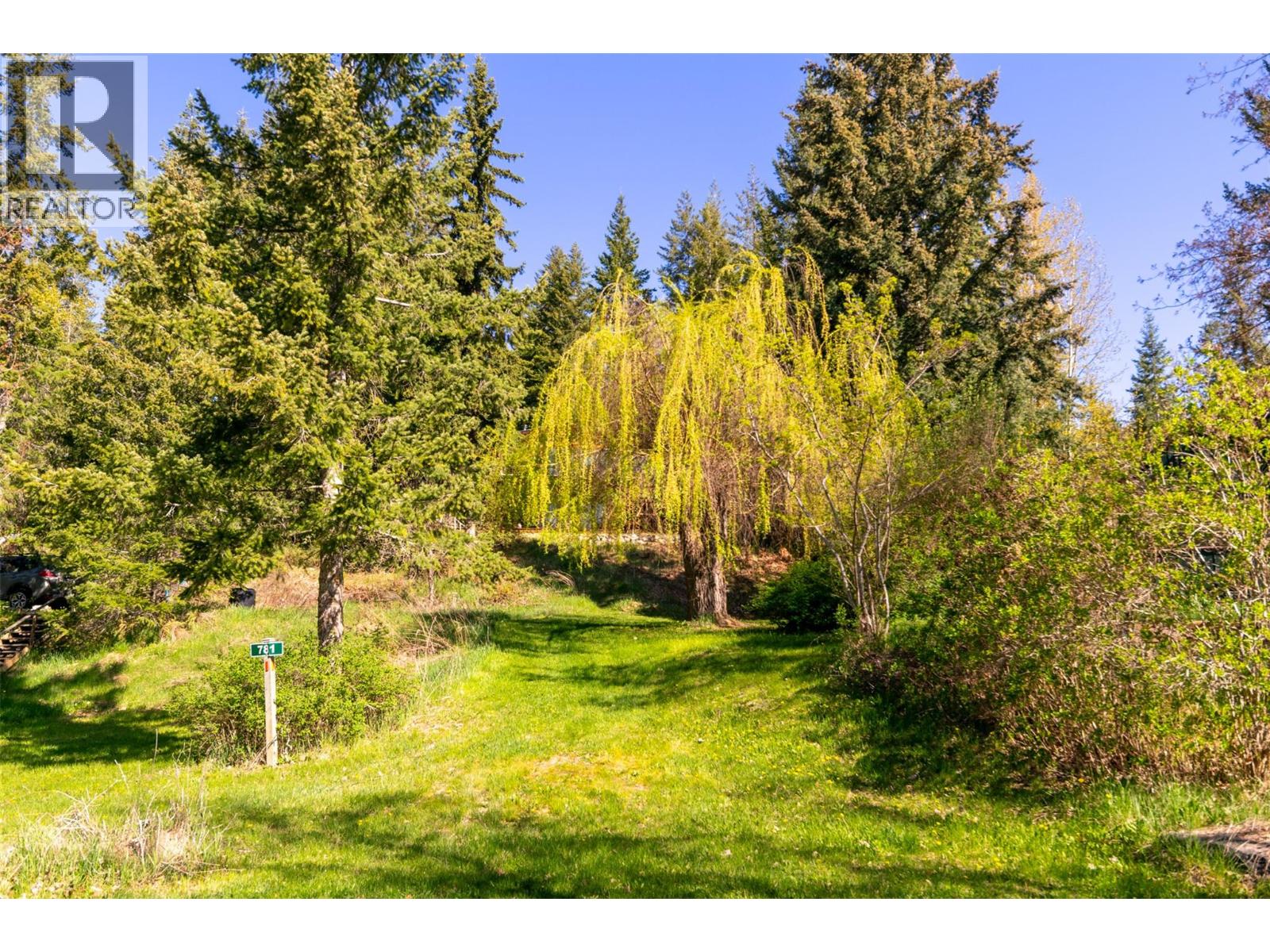 781 Gardom Lake Road - 69