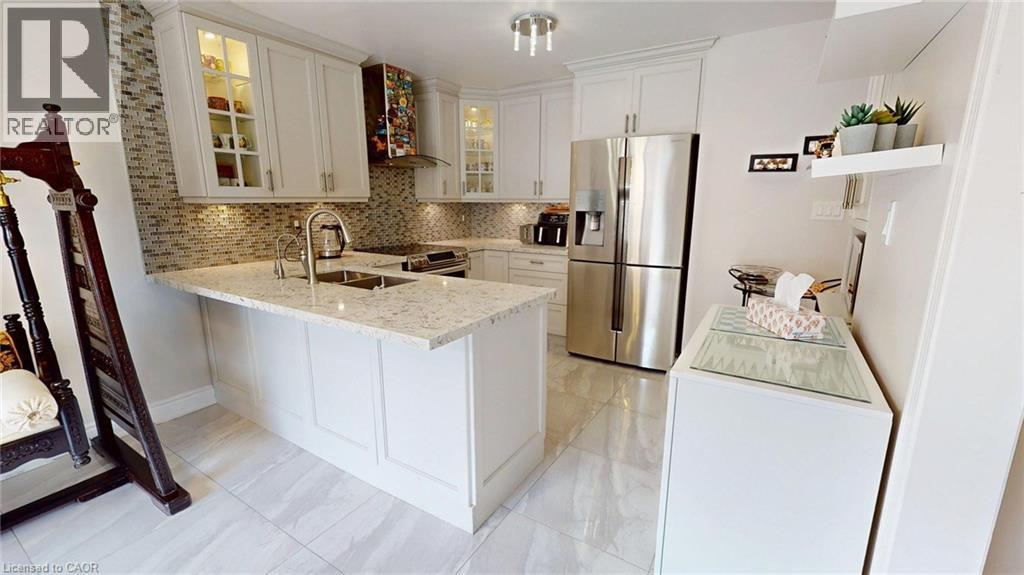 6466 LISGAR Drive - 10
