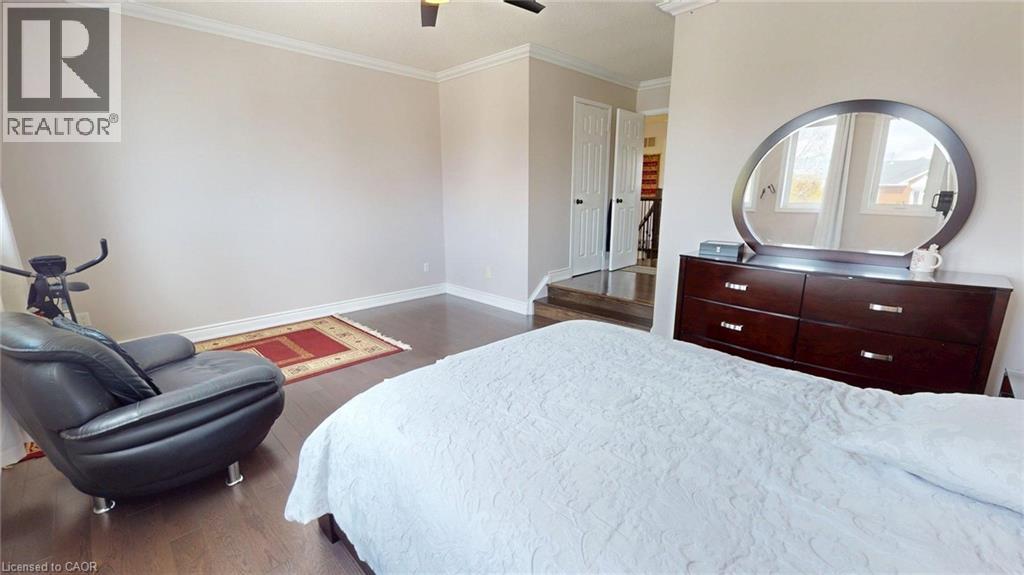 6466 LISGAR Drive - 24
