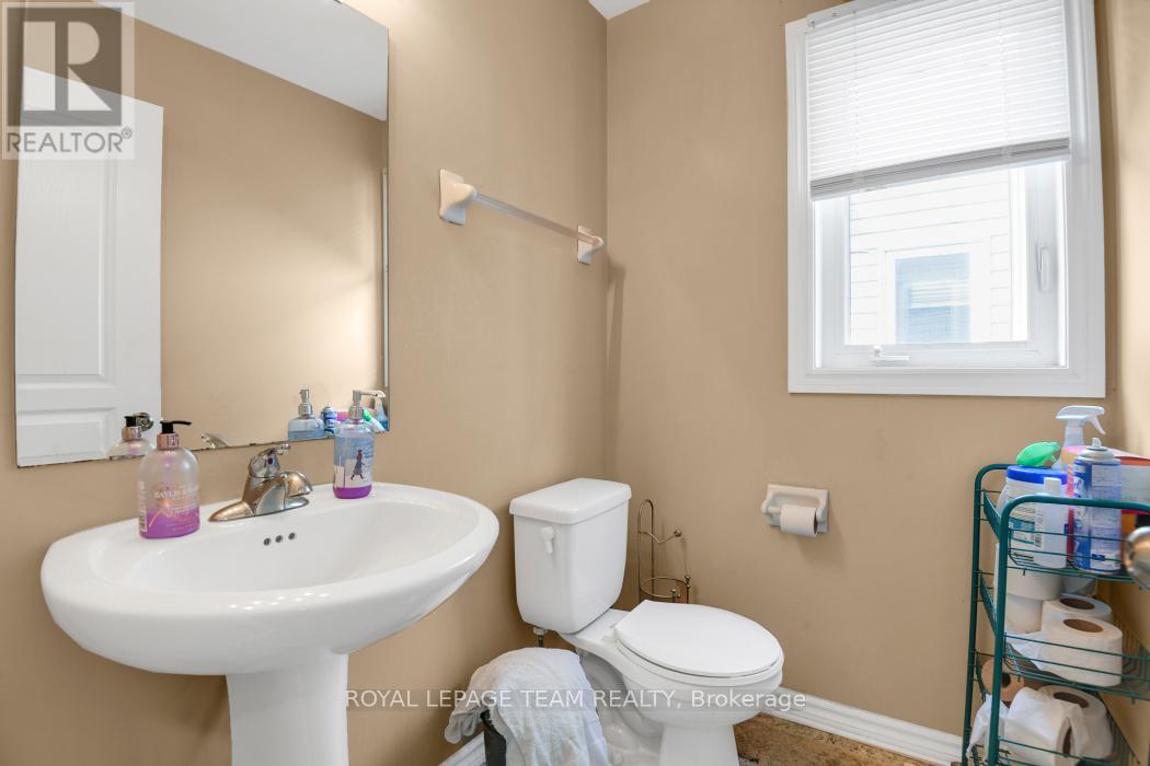 217 CLARIDGE DRIVE - 15