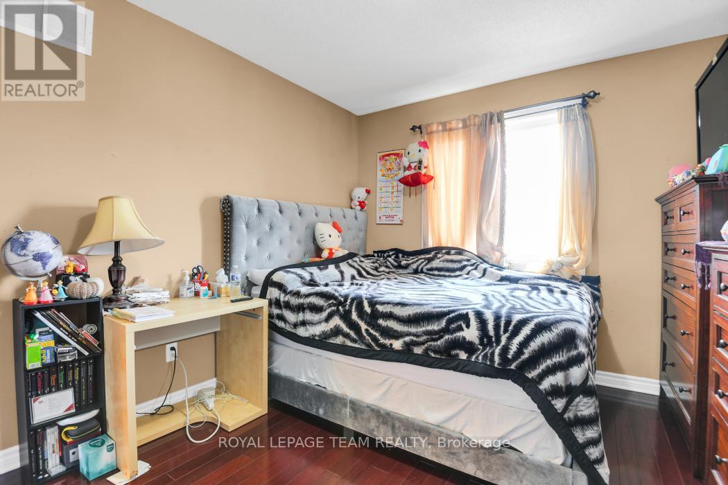 217 CLARIDGE DRIVE - 26