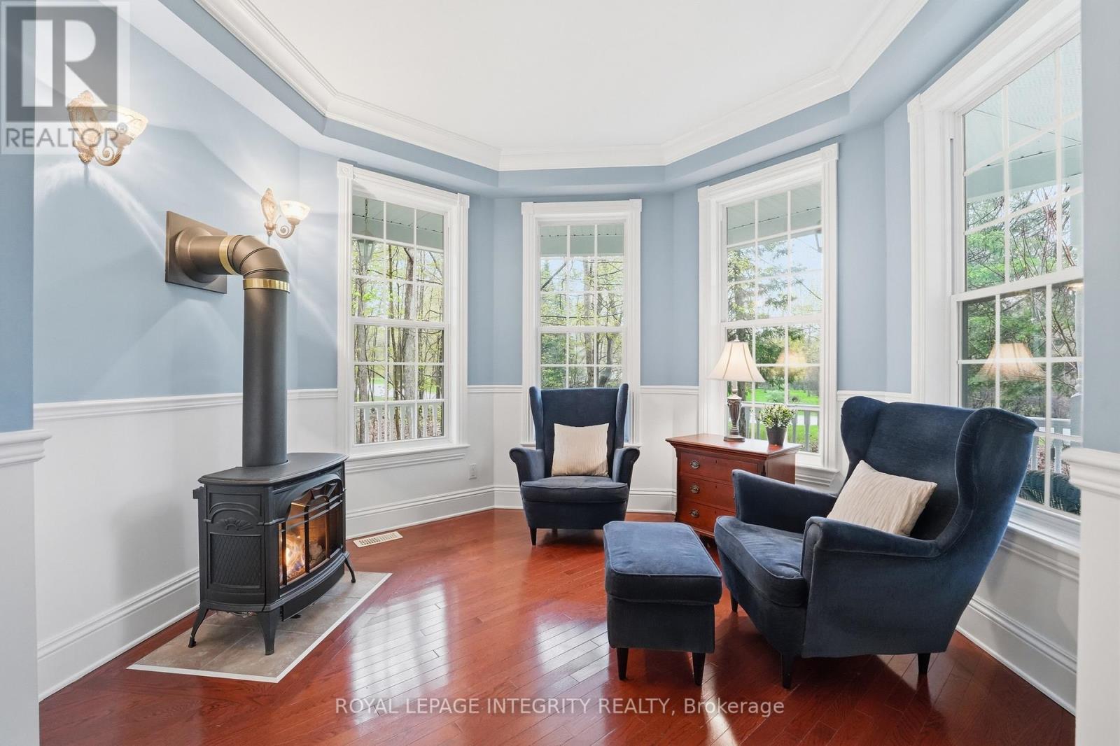 42 MARCHVALE DRIVE - 25