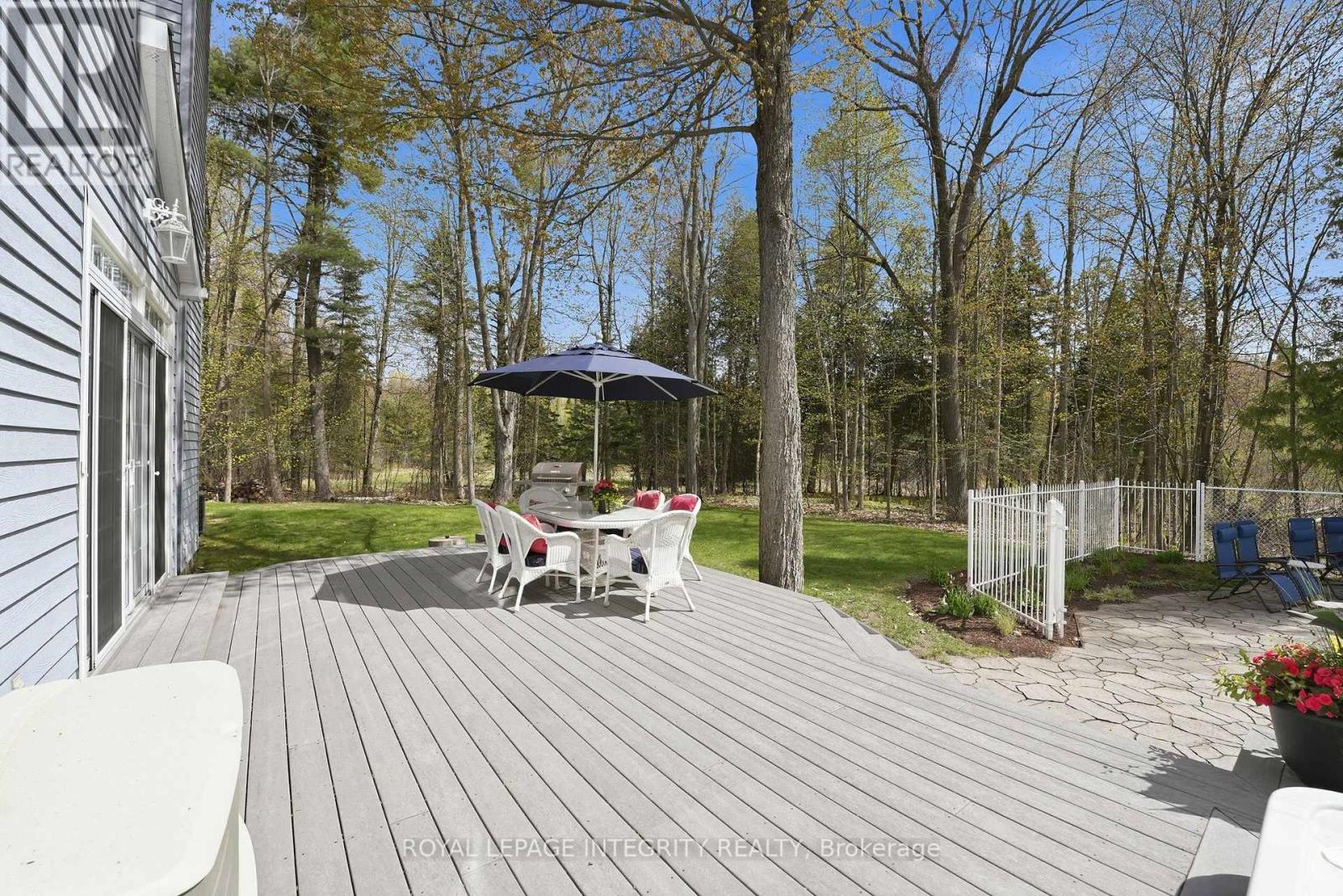 42 MARCHVALE DRIVE - 42