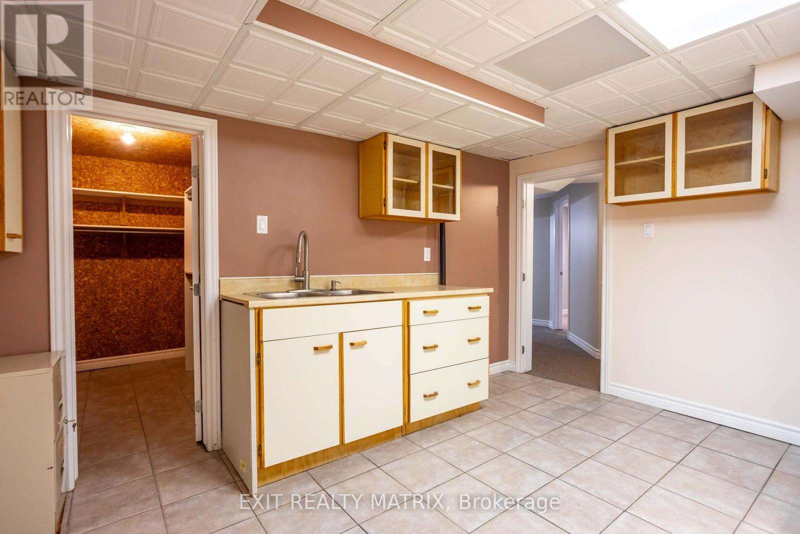 2127 KINGSLEY STREET - 36