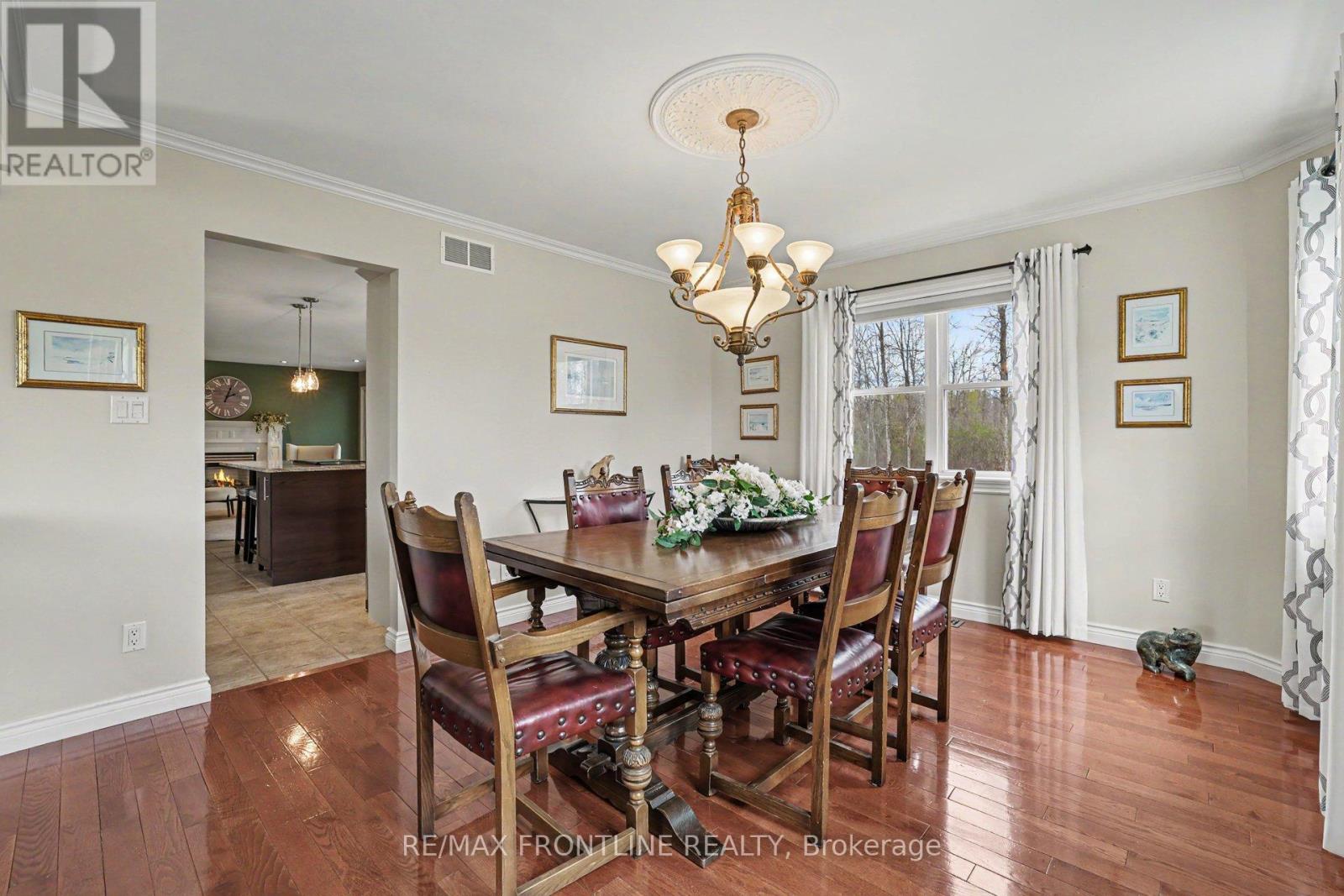 146 ORCHARD CRESCENT - 11