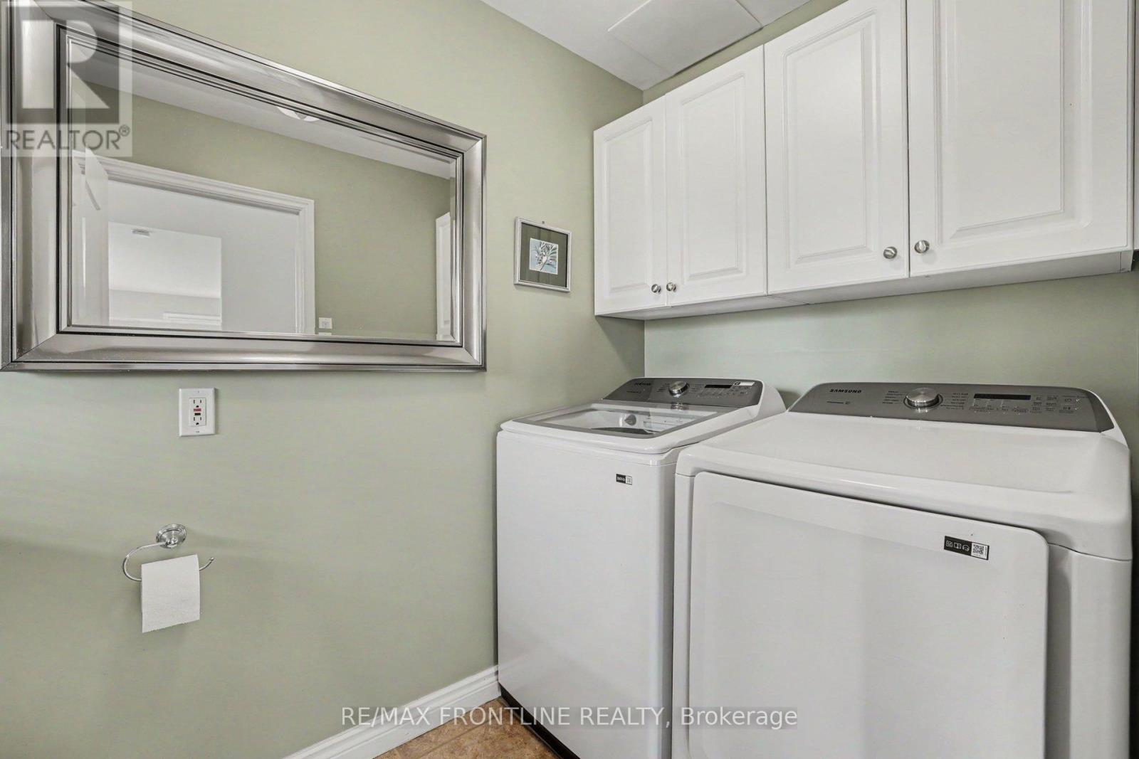 146 ORCHARD CRESCENT - 22
