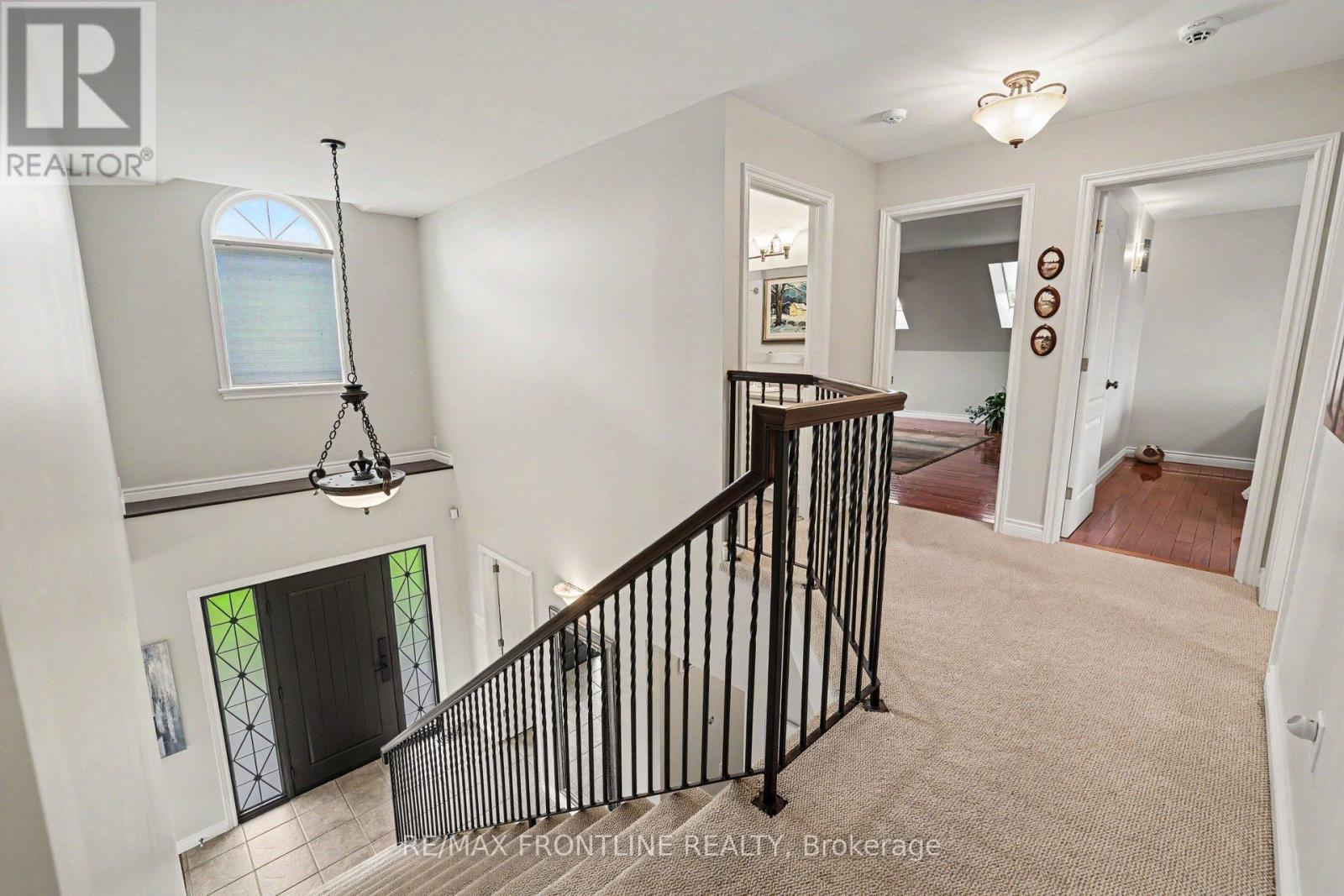 146 ORCHARD CRESCENT - 23