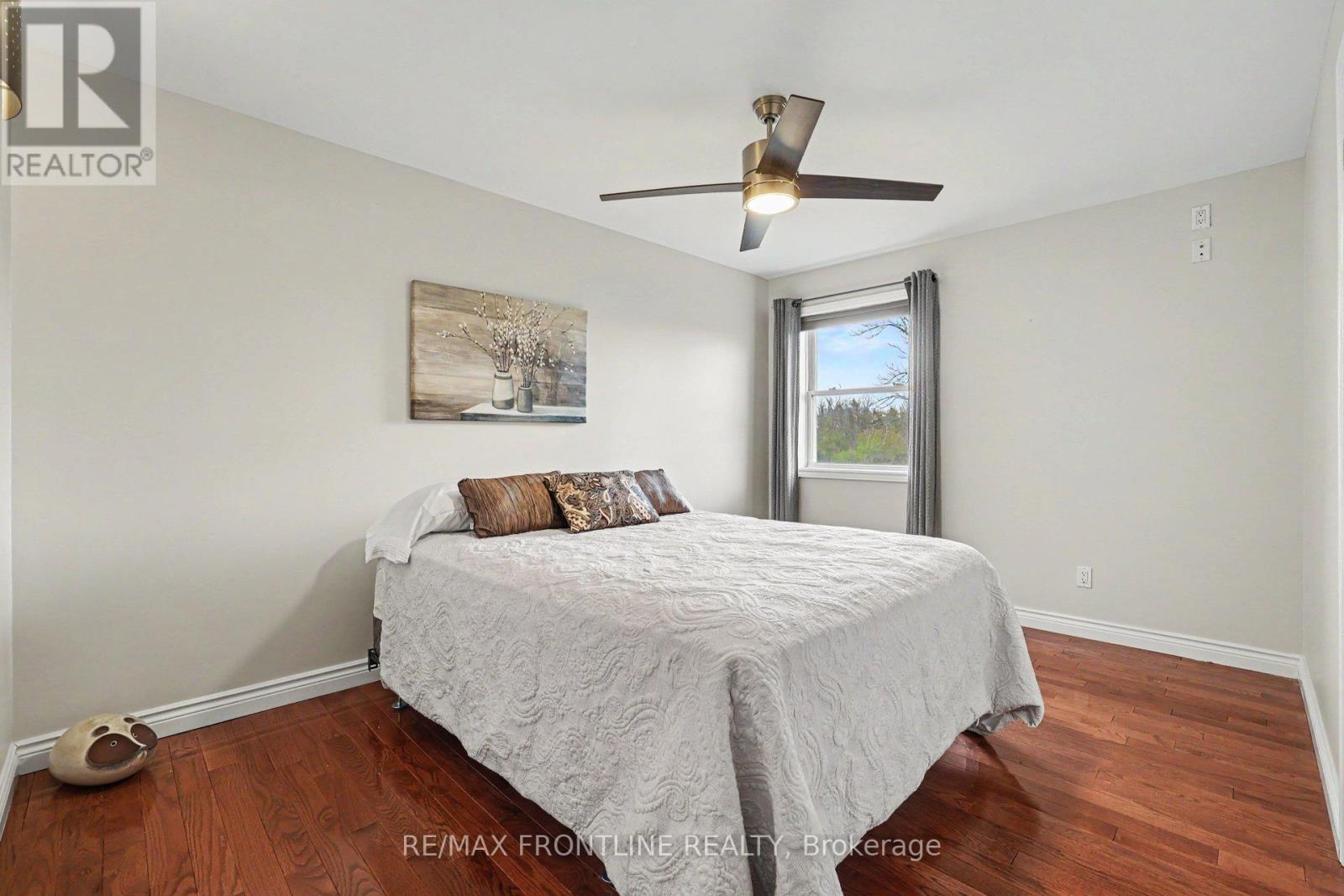 146 ORCHARD CRESCENT - 30