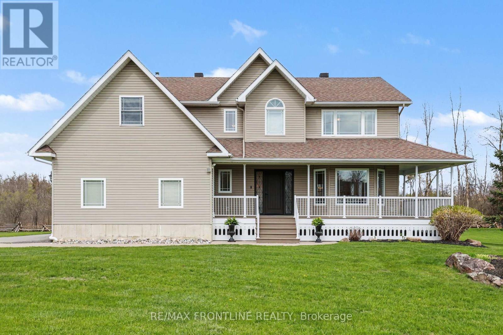 146 ORCHARD CRESCENT - 4