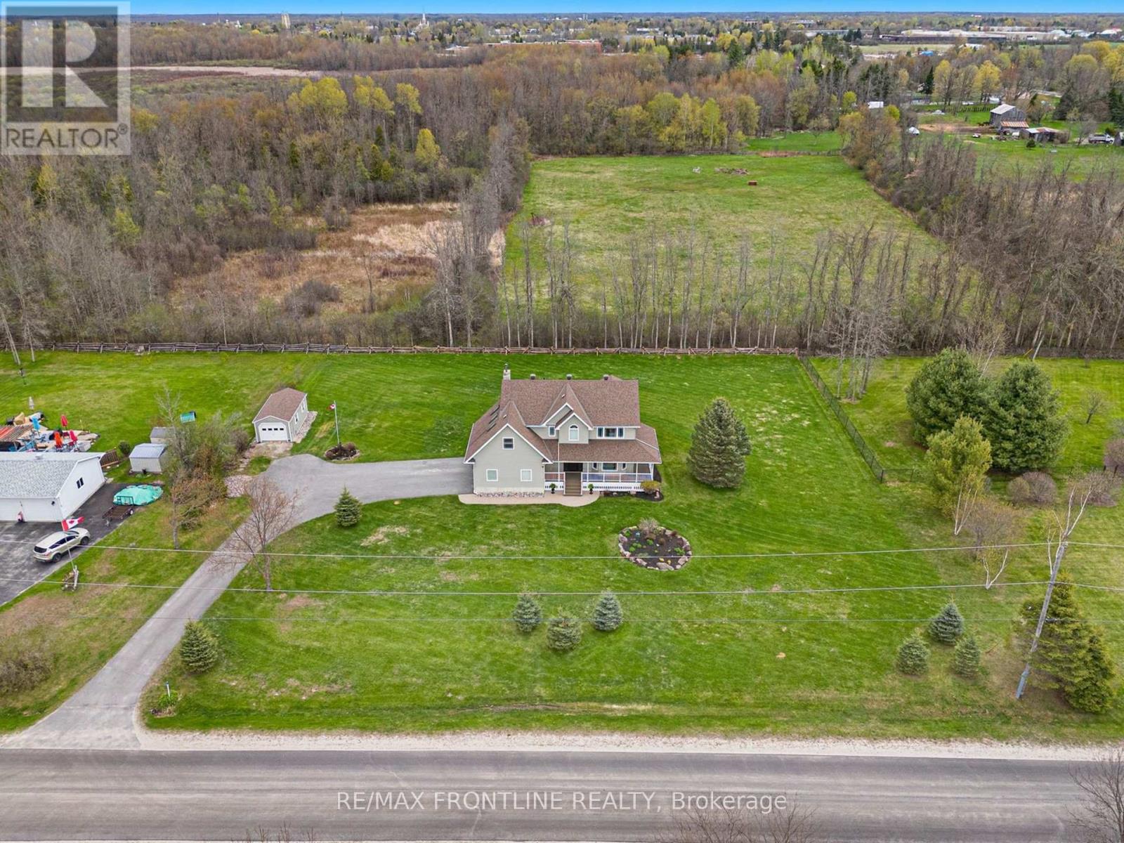 146 ORCHARD CRESCENT - 44