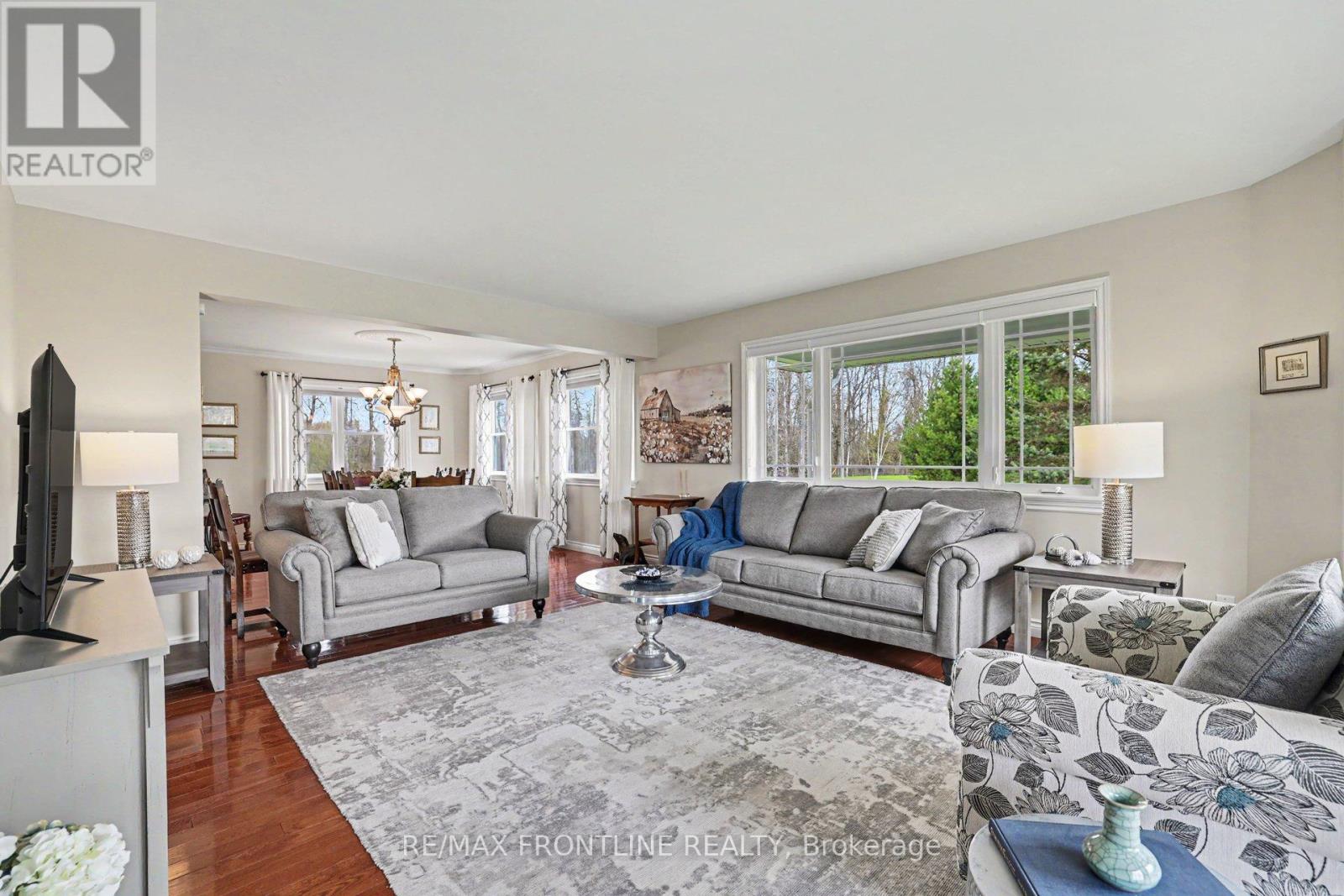 146 ORCHARD CRESCENT - 7