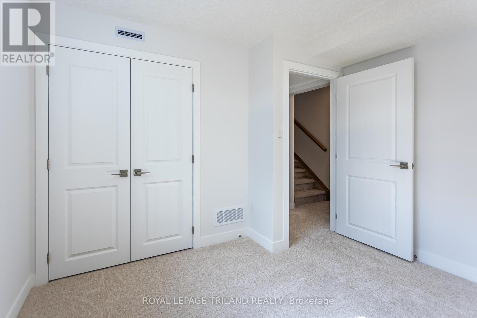 144 STYLES DRIVE - 33
