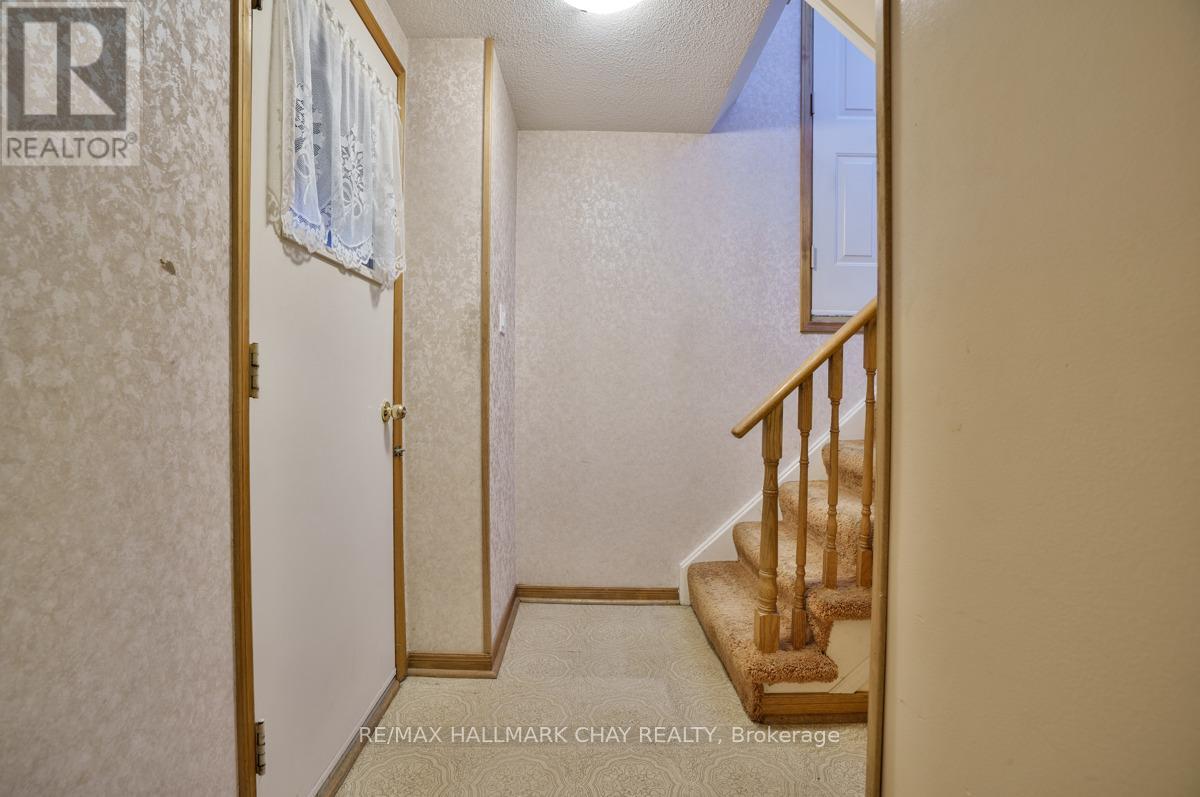 63 FRED BLAND CRESCENT - 24