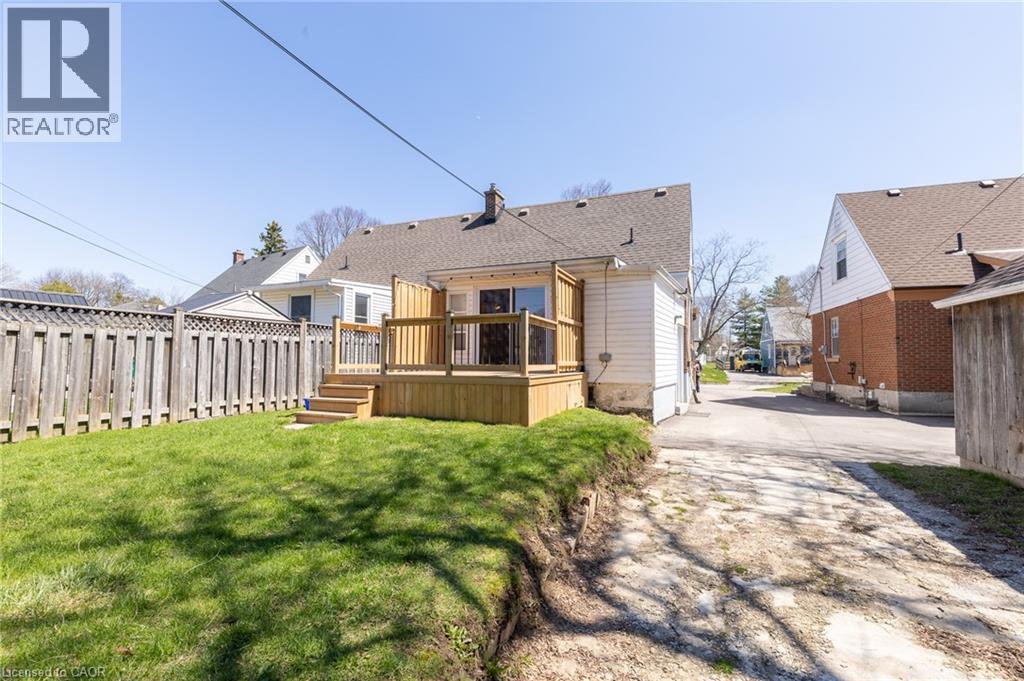 110 LORNE Crescent - 32