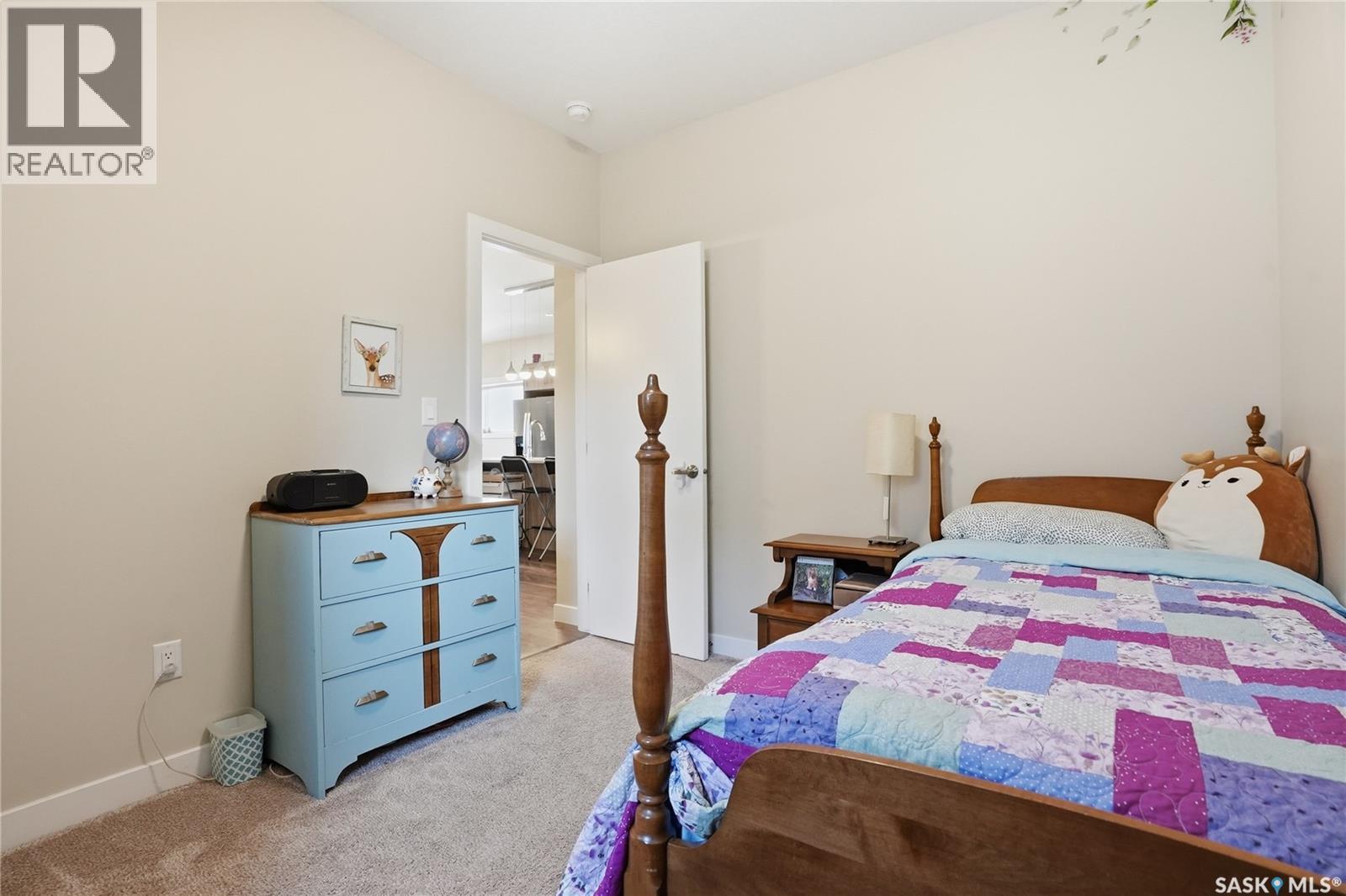 1407 Hughes DRIVE - 18