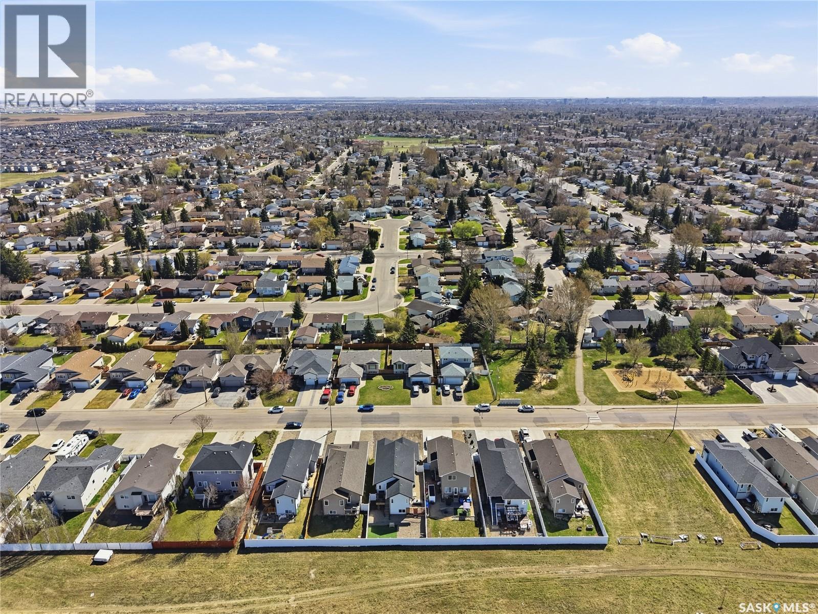 1407 Hughes DRIVE - 61