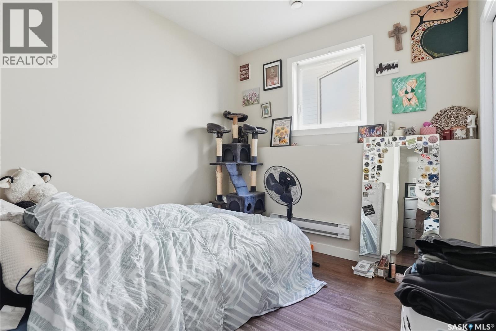 1407 Hughes DRIVE - 48