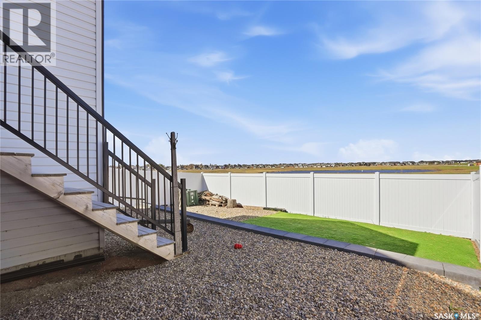 1407 Hughes DRIVE - 33