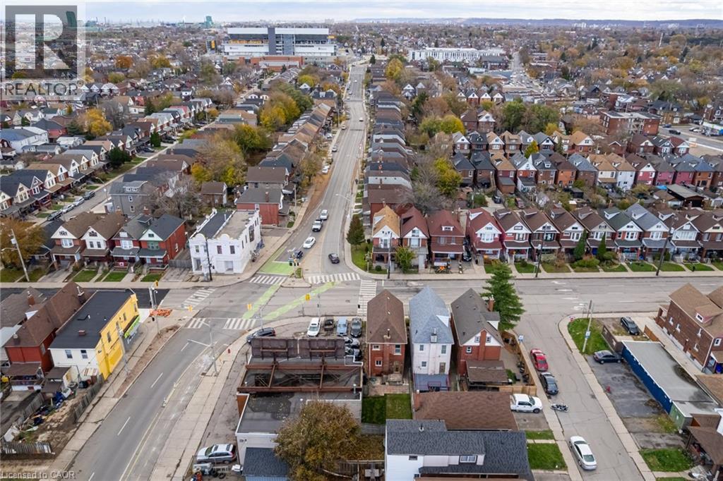 53 SHERMAN Avenue N - 37