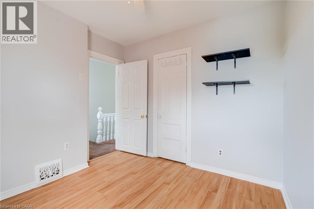 53 SHERMAN Avenue N - 21